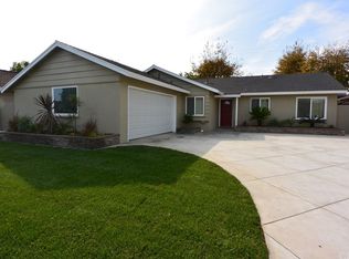 15421 Hanover Ln, Huntington Beach, CA 92647