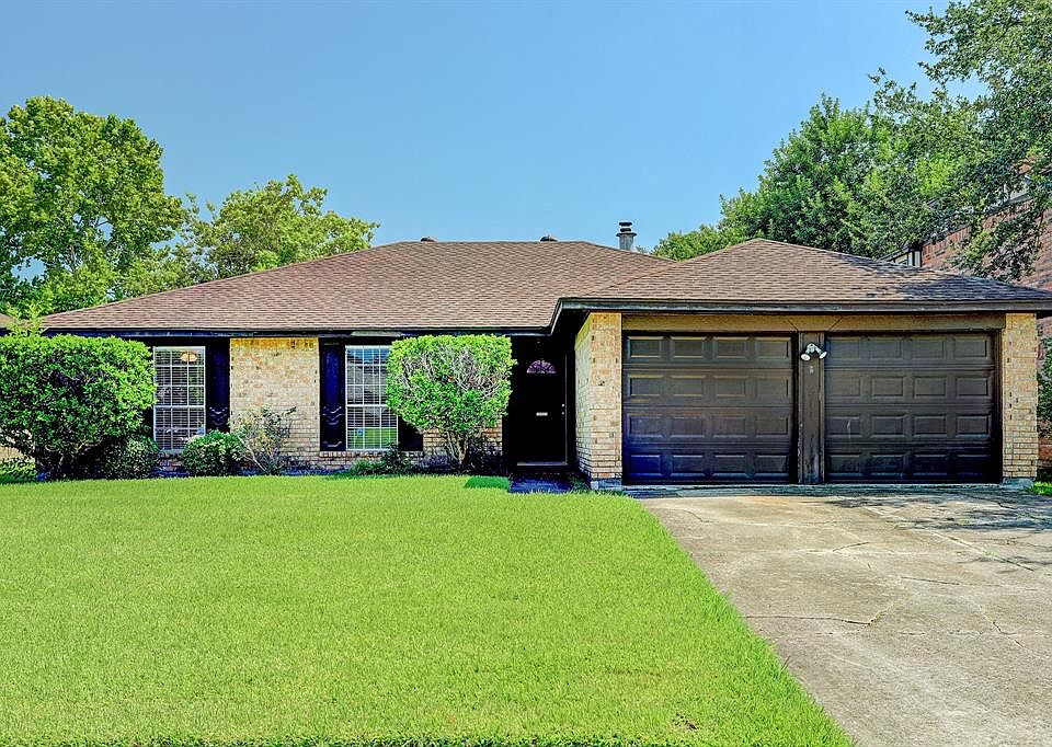 1st image of 16743 Frigate Dr
