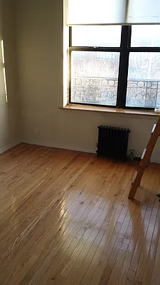 Rented by New York Residence | media 33