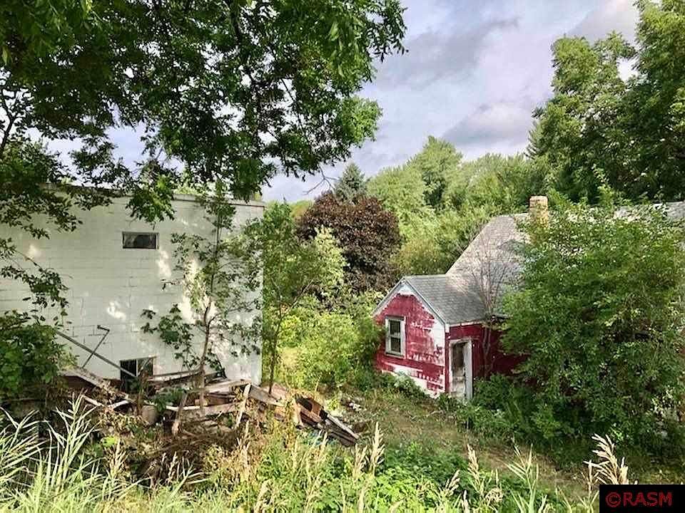 2nd image of 306 Southbend Ave
