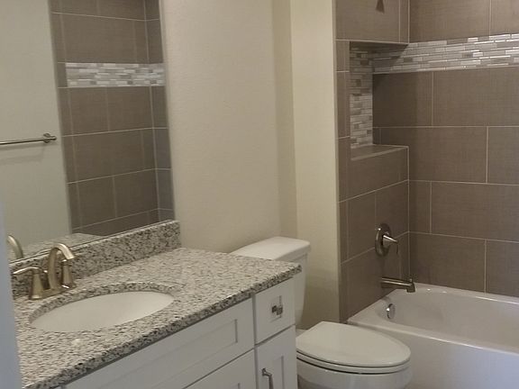 5th image of 406 Boca Grande Blvd