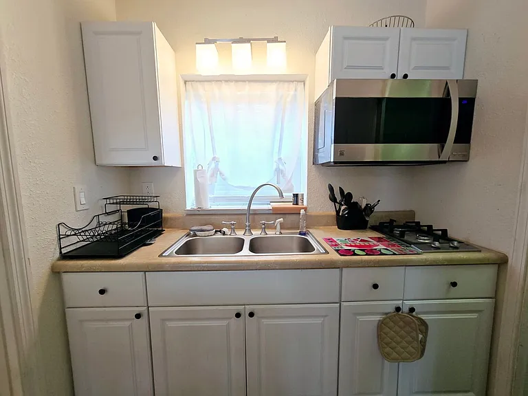 4805B Valhalla Ln — Photo 5