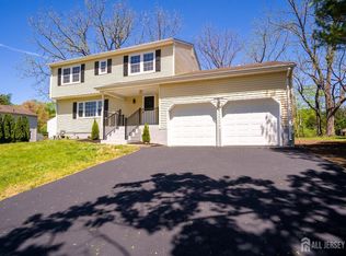 4 Harvey Rd, Monmouth Junction, NJ 08852