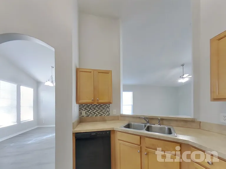 11941 Crooked River Rd — Photo 6