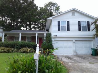 655 Ridge Way, Lithonia, GA 30058