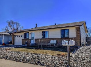 906 Trapper Dr, Fort Lupton, CO 80621