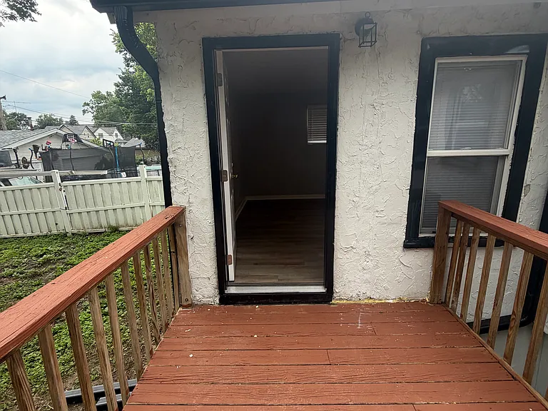 1103 Highland Ave — Photo 13