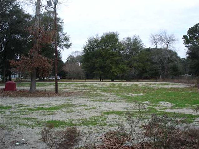 2nd image of 808 Highway 174