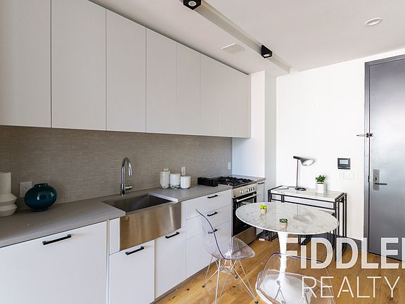 5th image of 42-22 27th St #361