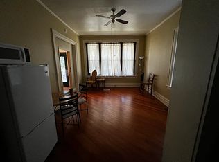 527 E College St #1, Iowa City, IA 52240