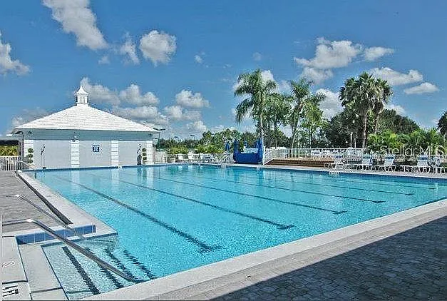 2 bed, 2.0 bath, 1175 sqft, $3,500 — Photo 2