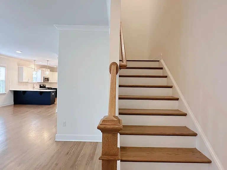 309 Lyric St — Photo 17