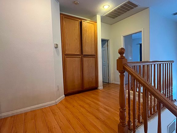 4th image of 294 Sea Rim Ave