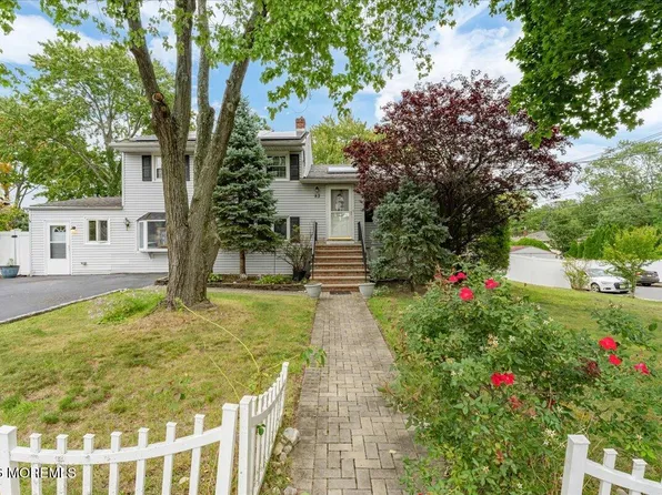 83 Walnut Ave Avenue, Red Bank, NJ 07701