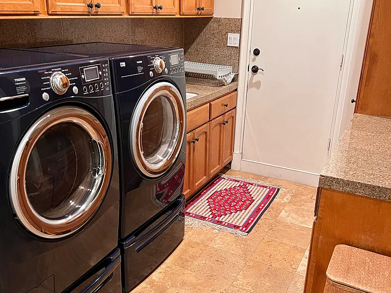 11570 W Sunset Blvd — Photo 29