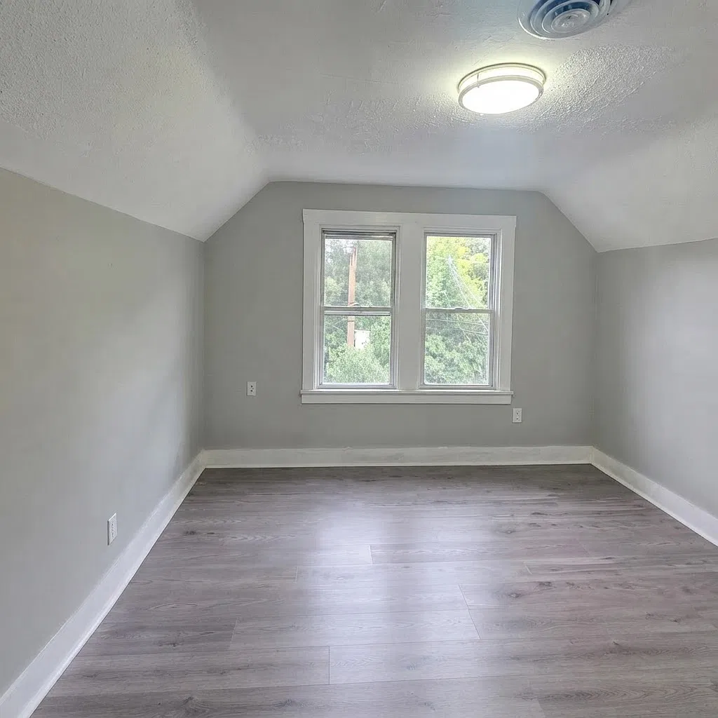 2 bed, 823 sqft, $1,650 — Photo 2