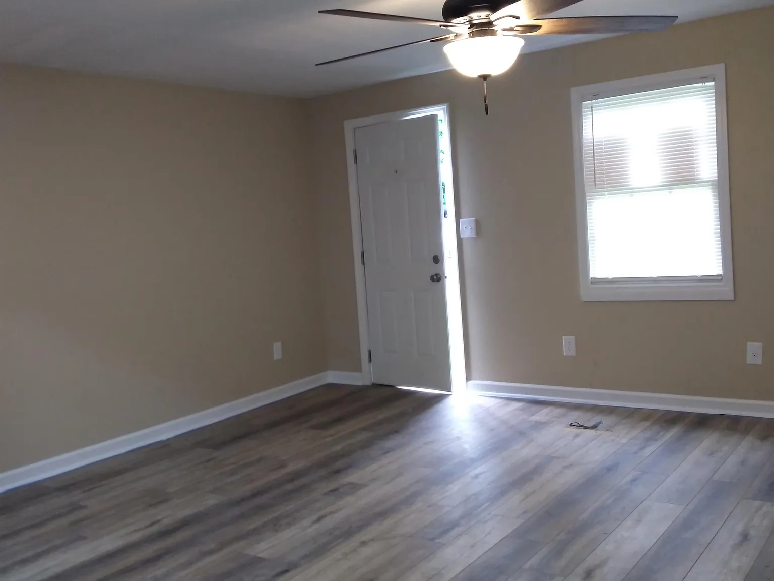 1804 Larkin Street - A — Photo 2