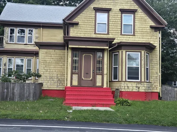 229 W Chestnut St, Brockton, MA 02301