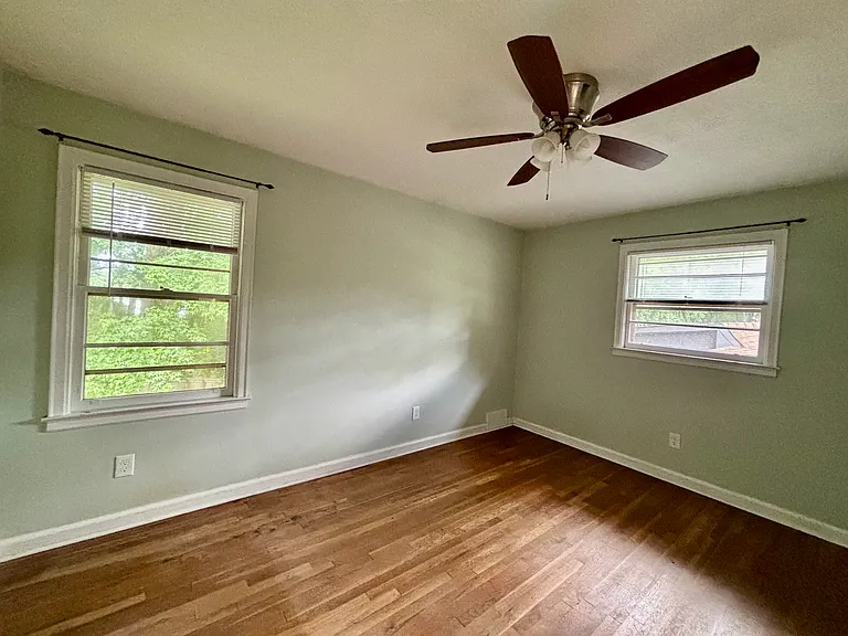 2704 Harrington Dr — Photo 6