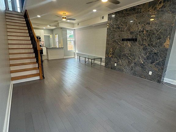 2nd image of 2418 Sharswood St