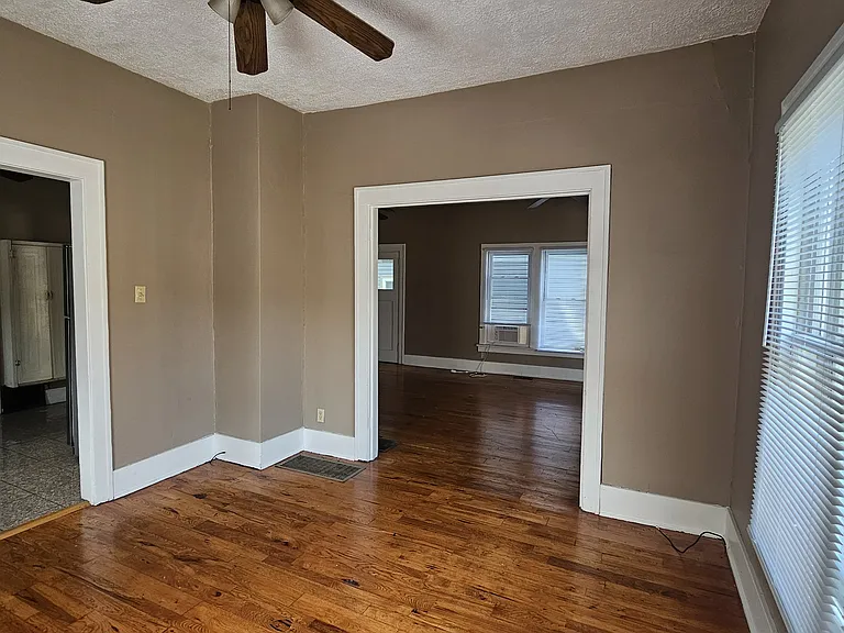 774 Garrison Ave — Photo 5