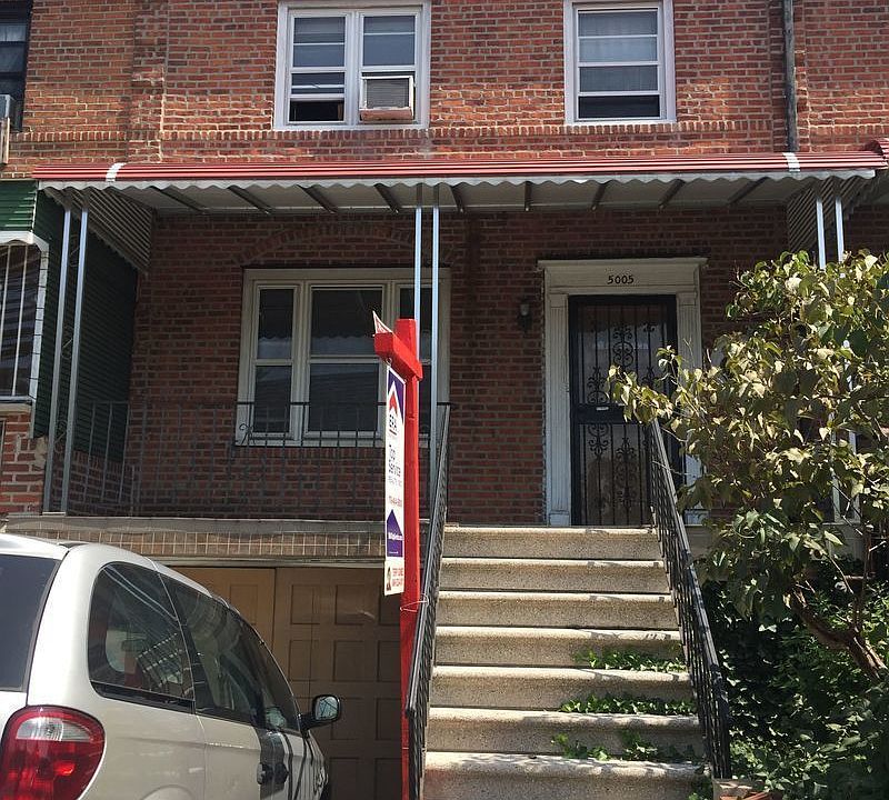 2nd image of 50-05 43rd St