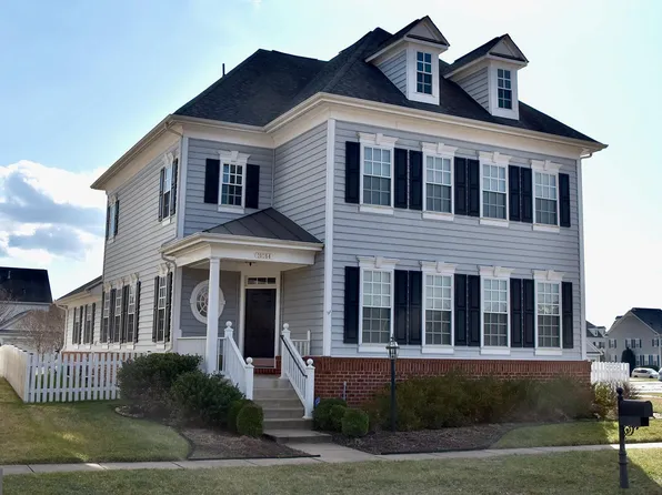 10704 General Kirkland Dr, Bristow, VA 20136