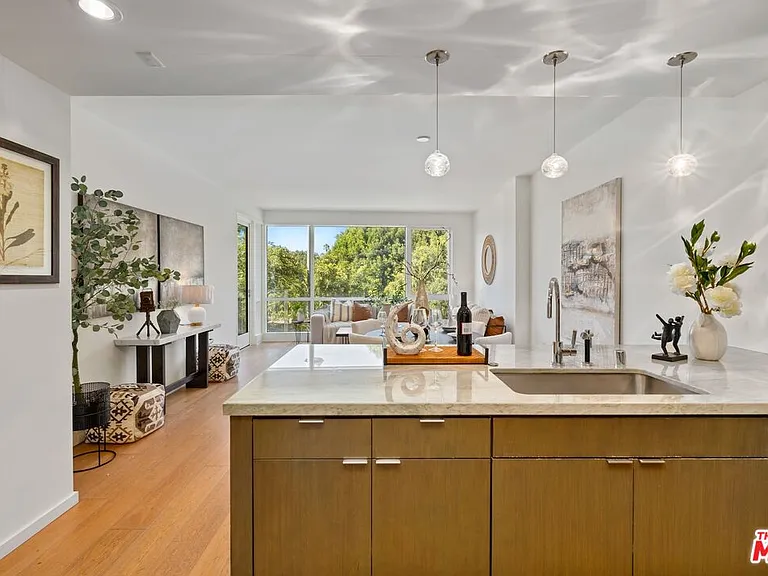 1705 Ocean Ave #206 — Photo 15