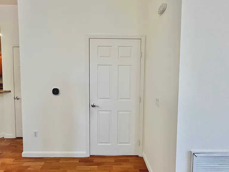 15 E Agate Ave #407 — Photo 7