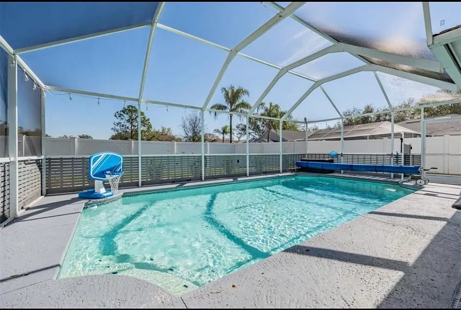 4613 Portobello Cir — Photo 2