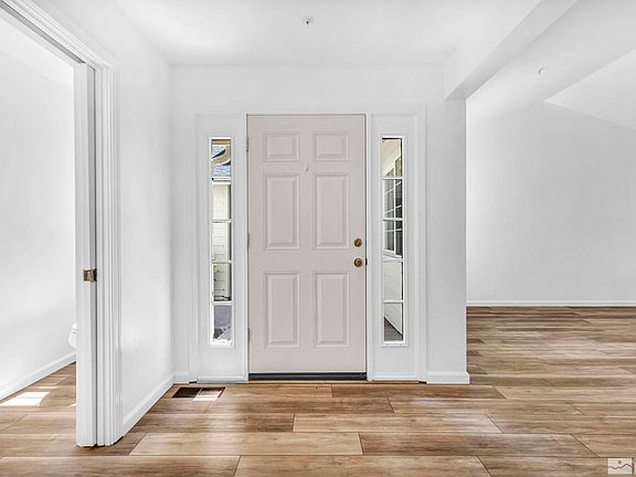 4th image of 1179 Cottonwood St APT 6