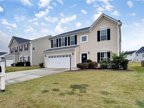 3rd image of 5677 Hogan Bridge Dr