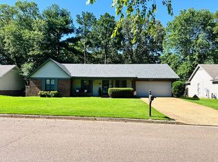 368 Ashana Dr, Collierville, TN 38017