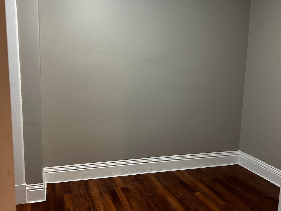 1st image of 138 W Main St APT 6