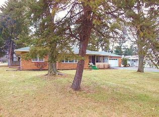 1178 Hillcrest Dr, Temperance, MI 48182