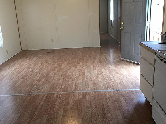2nd image of 2547 Woodland Hill Trl