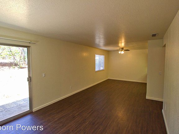 2nd image of 2529 Greenwood Ln APT 15