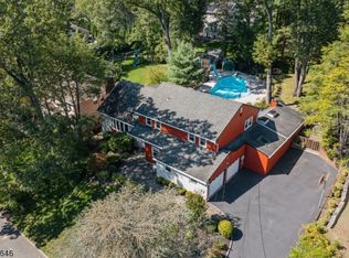 385 Rolling Rock Rd, Springfield, NJ 07081
