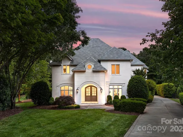 15038 Jockeys Ridge Dr, Charlotte, NC 28277