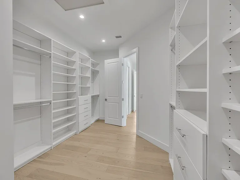 501 W Canton Ave — Photo 25