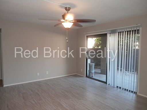 3rd image of 1730 W Emelita Ave APT 1021