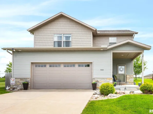 900 Crestview Dr, Metamora, IL 61548