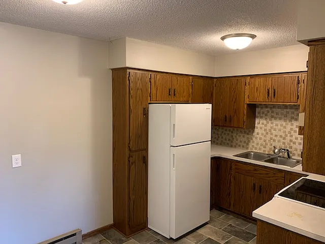 710 Hillcrest St #16 — Photo 4