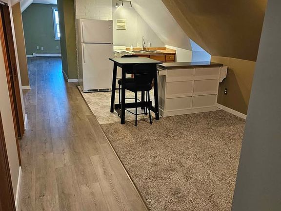 Kitchen/Living room area fresh after update.