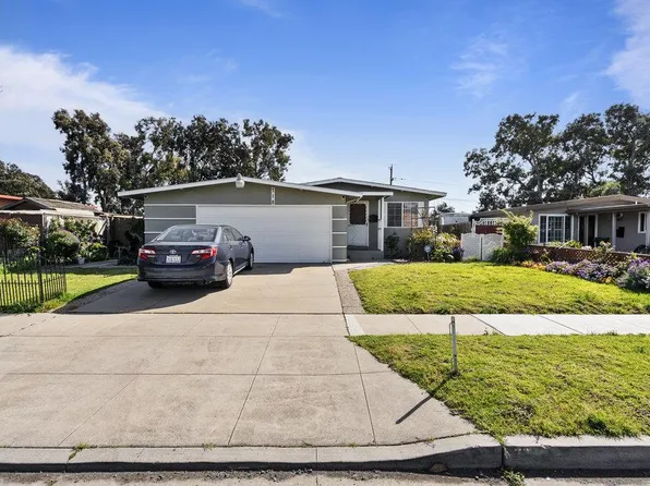 718 Meadow Dr, Salinas, CA 93905