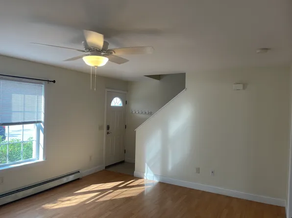 1166 Ohio St #3, Bangor, ME 04401
