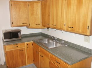 5844 Alderson St APT 1, Pittsburgh, PA 15217