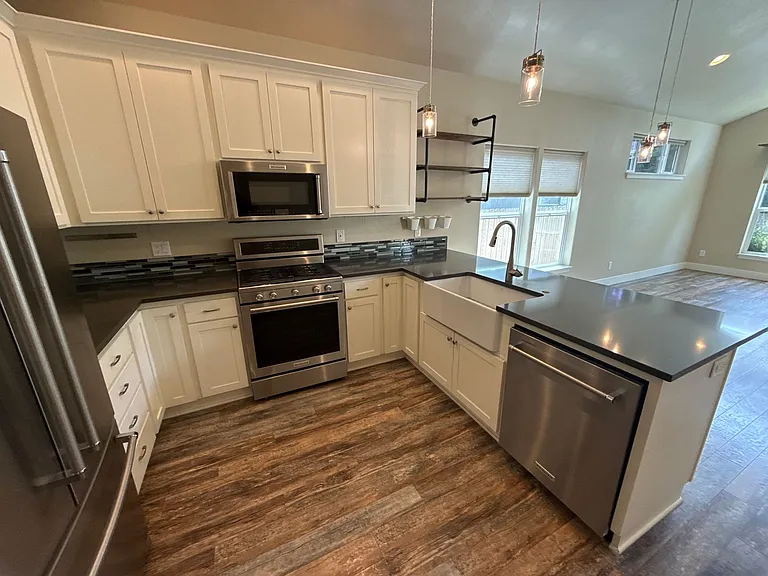 20747 NE Angora Ct — Photo 4