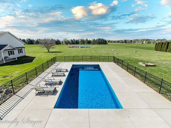 2nd image of 6775 Busey Rd