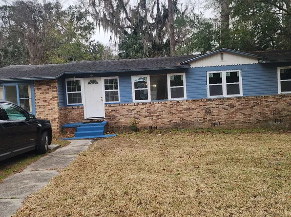 1381 SE Loquat Way, Lake City, FL 32025